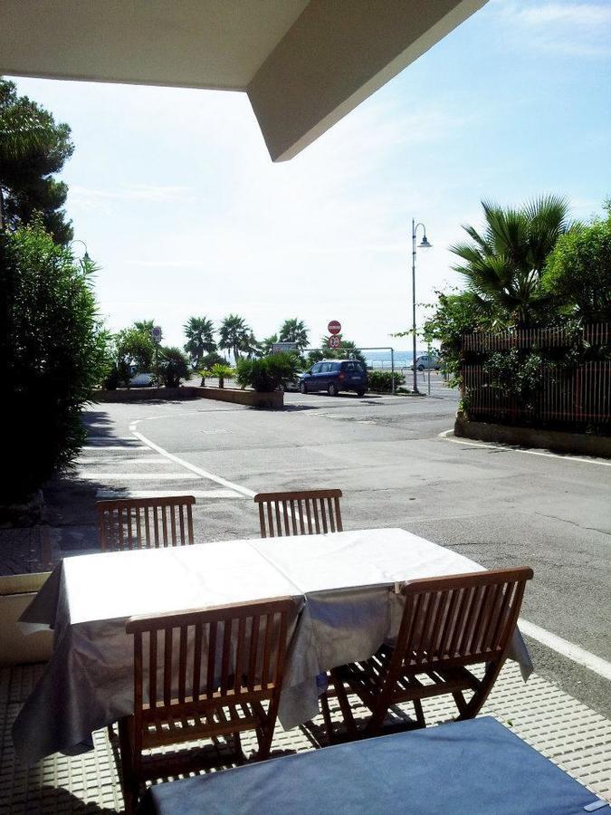 Hotel Le Nereidi Cervo Exterior foto
